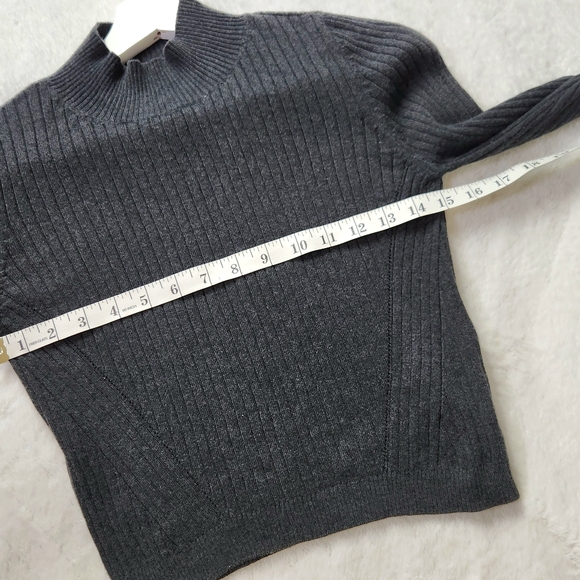 Topshop Mock Neck Ribbed Wool Long Sleeve Crop Top - Picture 11 of 16